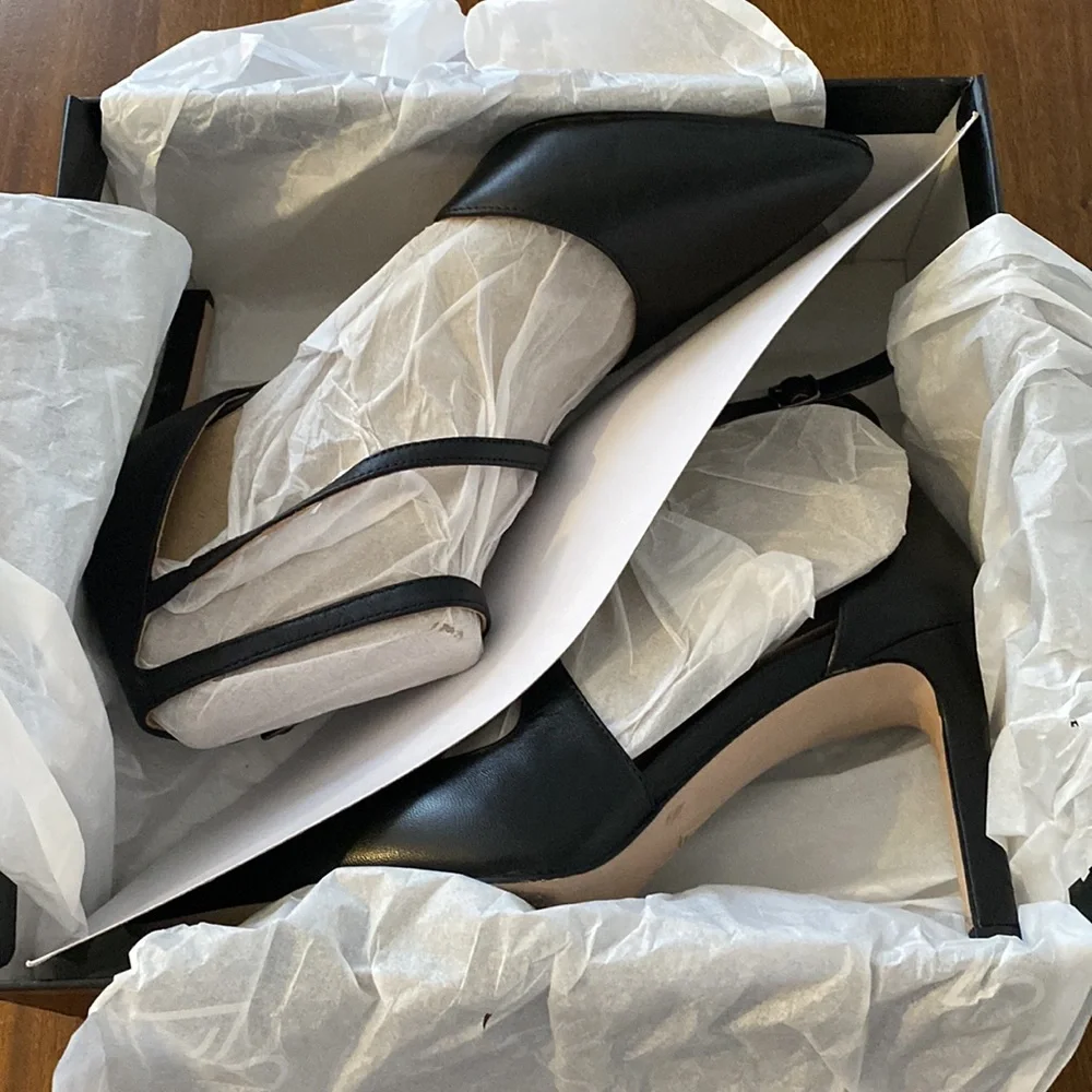 27 Edit Naturalizer Pumps - Picture 9 of 10